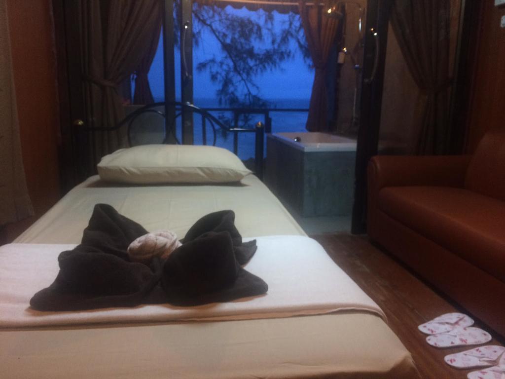 L.J.Guesthouse Ko Pha Ngan Bagian luar foto